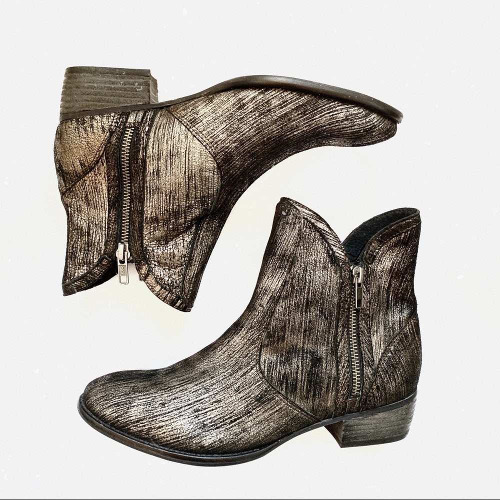 NWOB Seychelles 'Lucky Penny' Black Metallic Boots